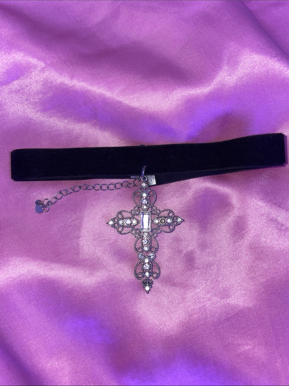 Dolls Kill Black Choker Cross Necklace 🖤